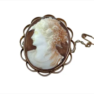 9ct Yellow Gold Plastic Cameo Brooch