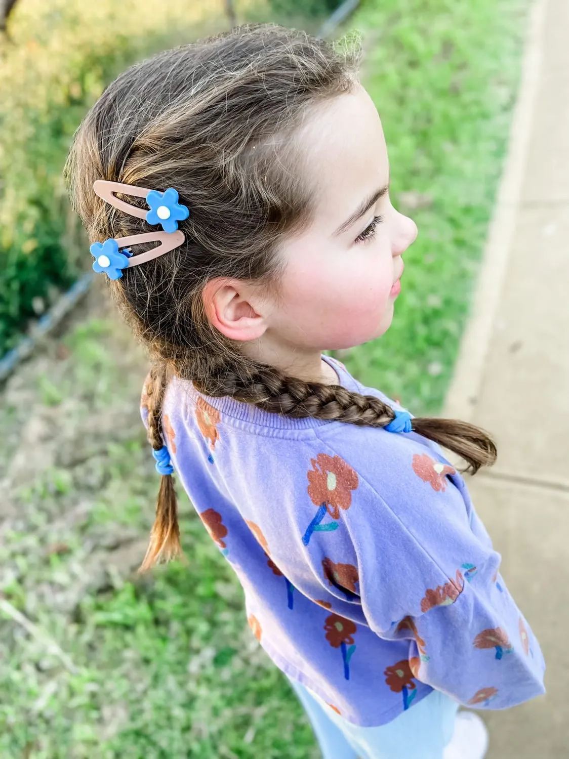 Daisy Hair Clip Blue and Tan