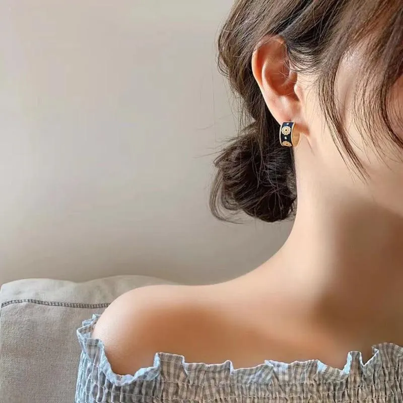 Flower Stud Earrings For Women Cute Vintage Flower Earrings