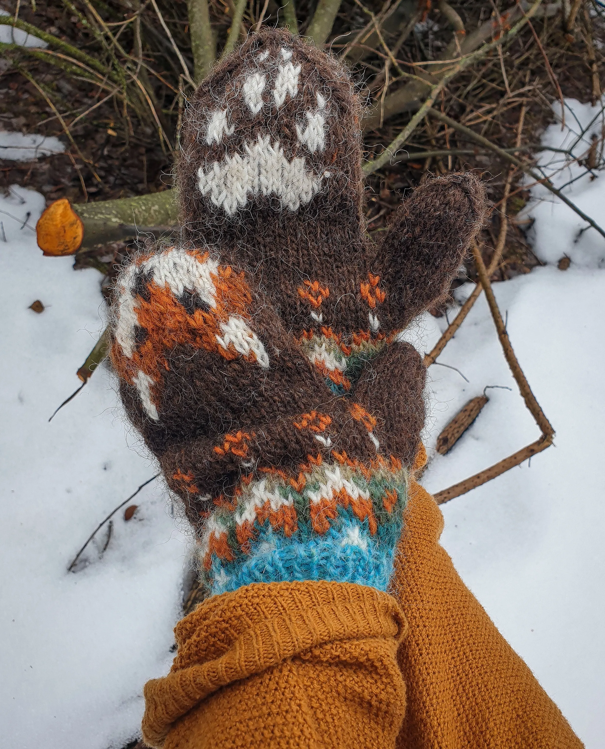 Forestfox Mittens