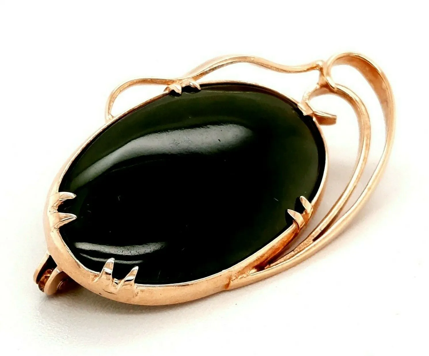 Nephrite Jade 9ct Yellow Gold Brooch