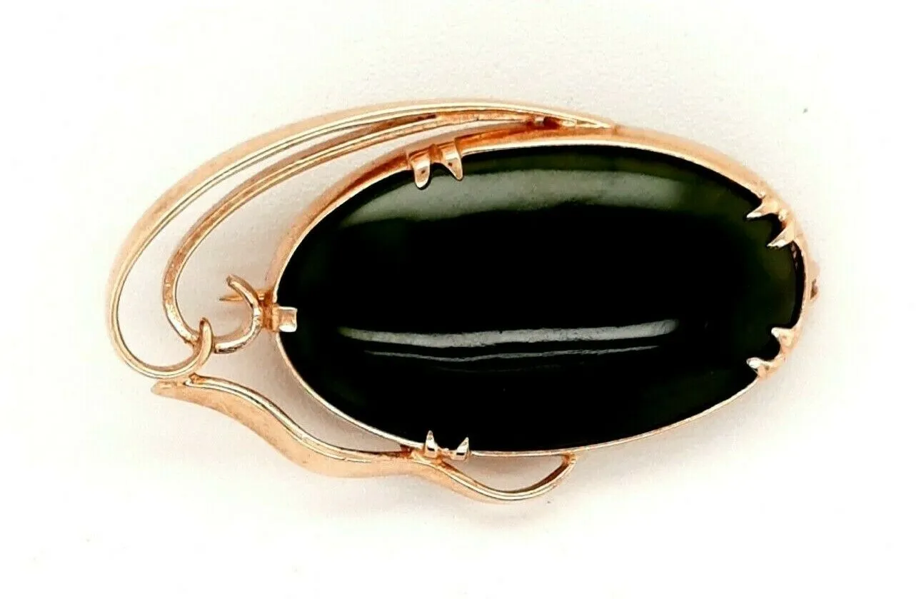 Nephrite Jade 9ct Yellow Gold Brooch