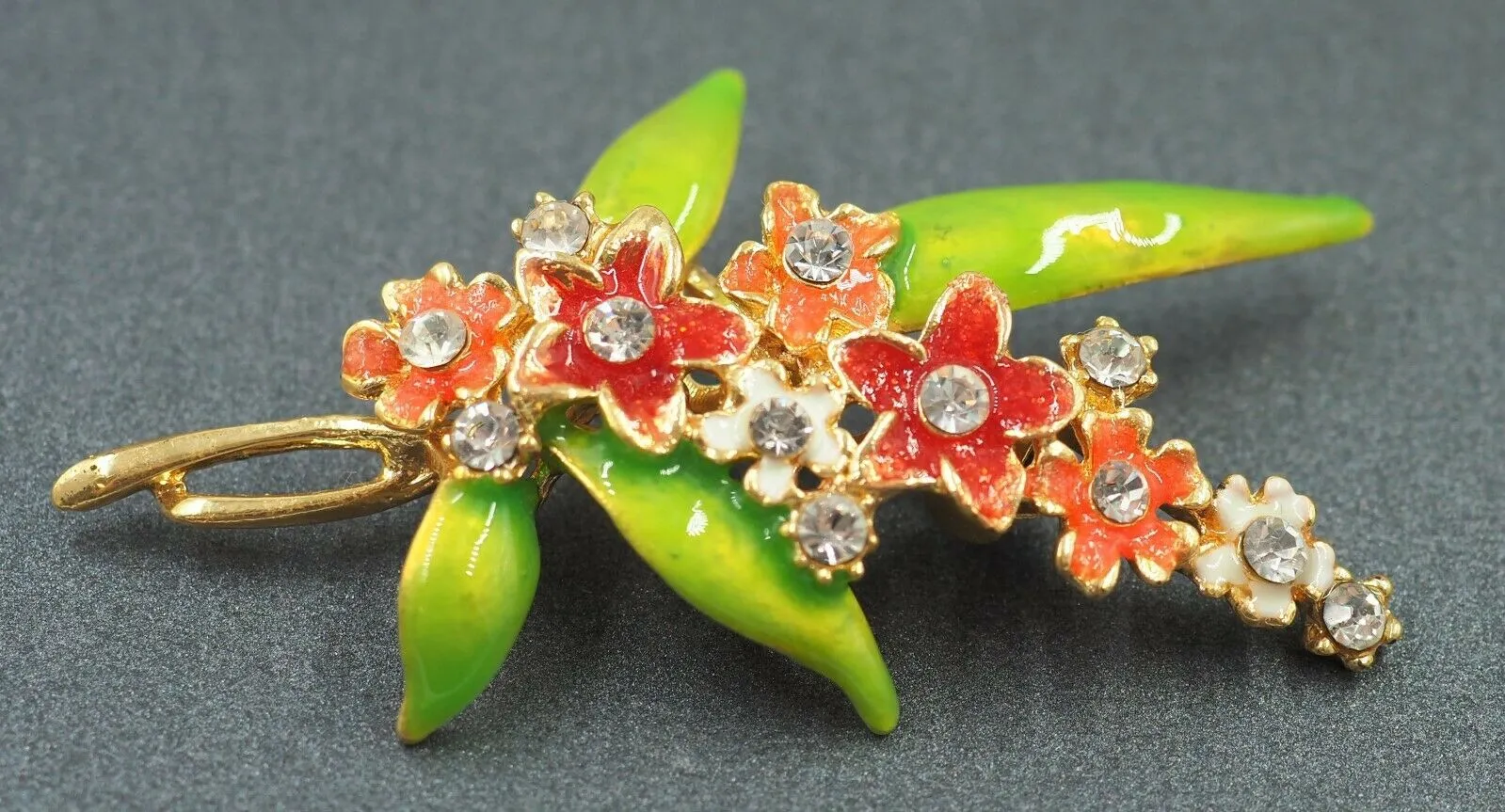 Retro Rhinestone & Enamel Flower Brooch