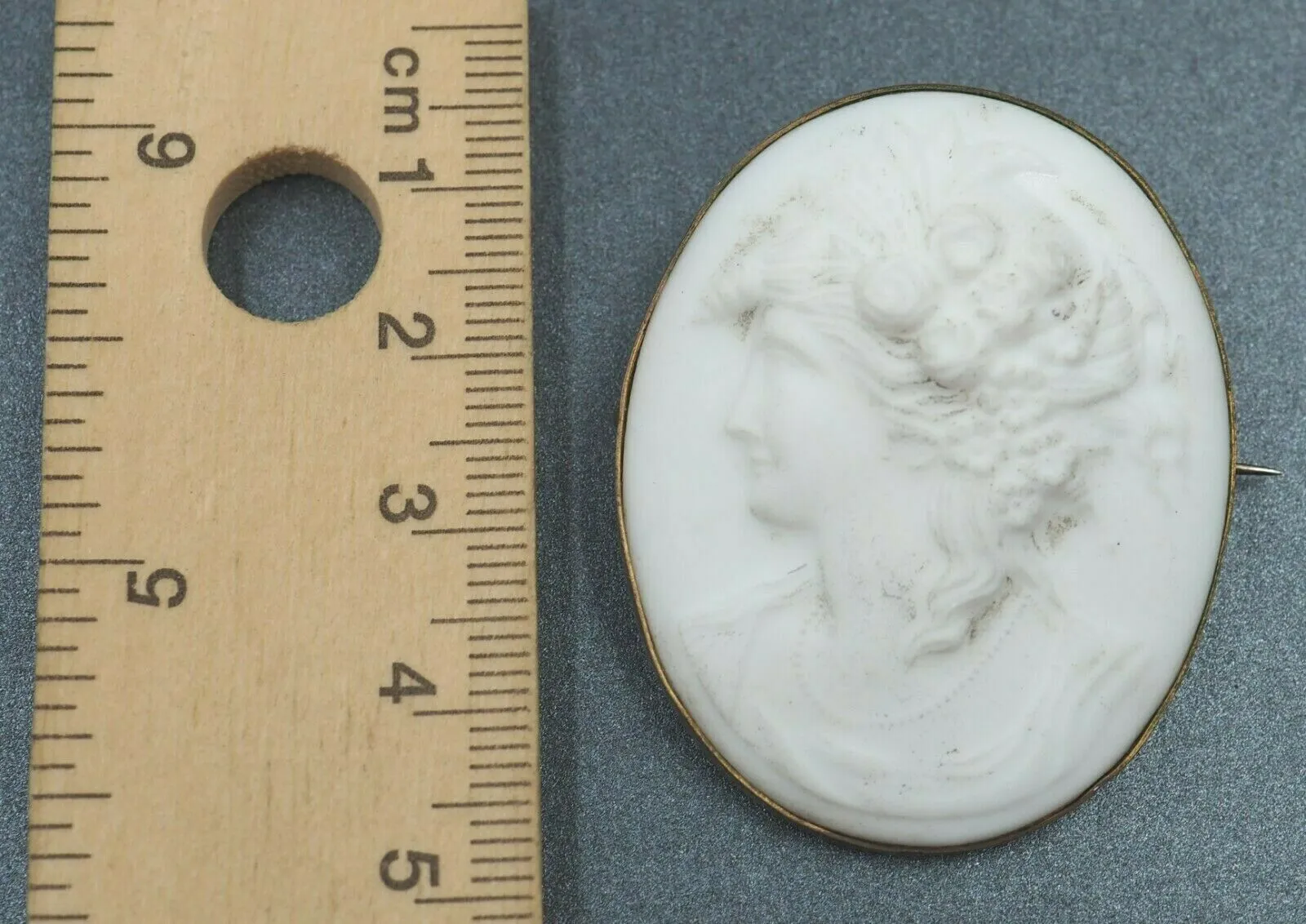 Vintage Porcelain Cameo Brooch with Gold Plated Surround