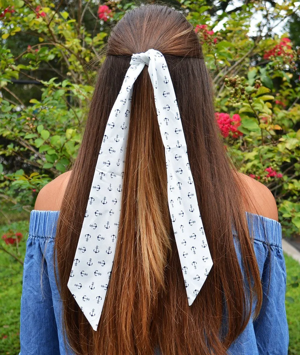 White and Navy Anchor Patterned Womens Tie